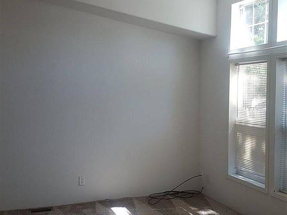 2nd image of 105 Diamond Mountain Way