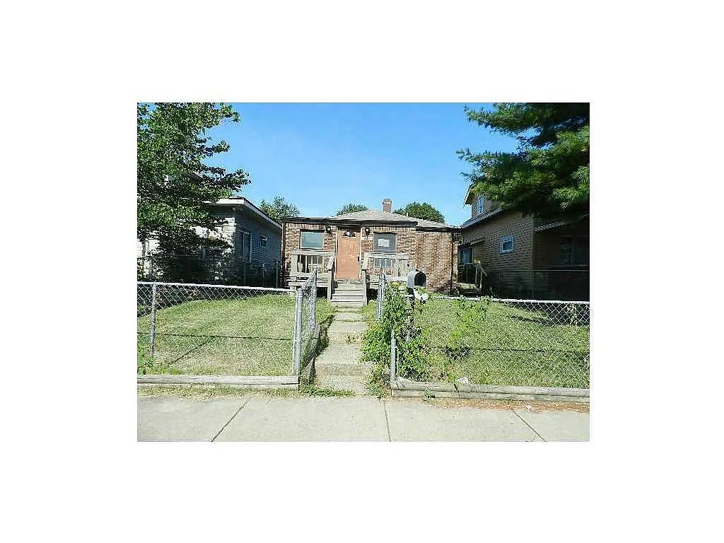 432 N Alton Ave photo 1