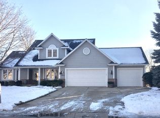 3490 Edinburgh Rd, Green Bay, WI 54311