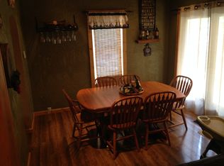 215 Cochran St, Creekside, PA 15732