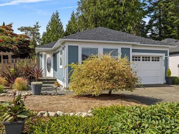 650 Windward Way, Qualicum Beach, BC V9K 2K4