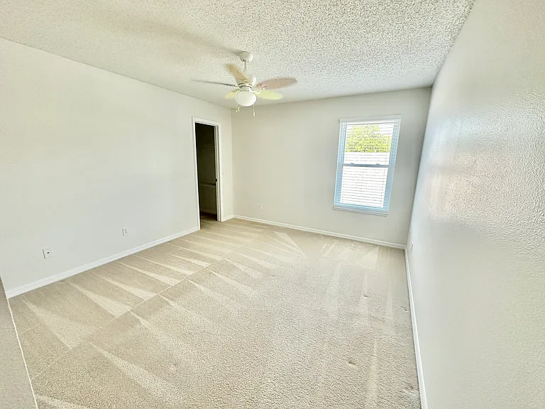 107 Keystone Crest Ct — Photo 19