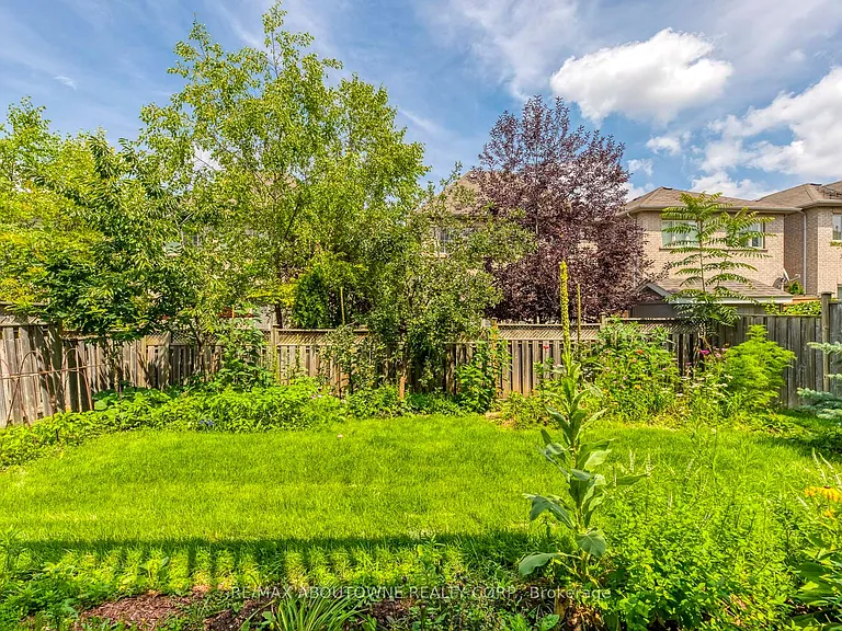 2481 Taylorwood Dr — Photo 47