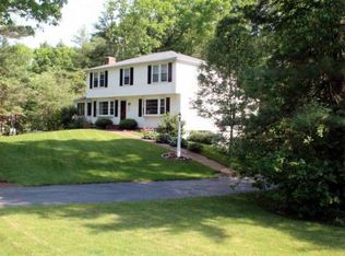 88 Pine St, Walpole, MA 02081