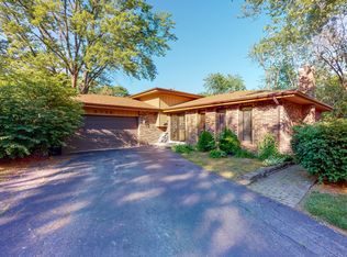 3728 Cherry Hills Dr, Flossmoor, IL 60422