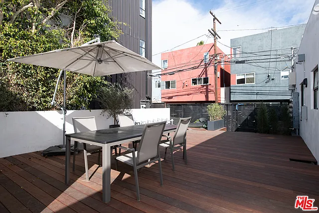 1325 Cabrillo Ave #12 — Photo 20