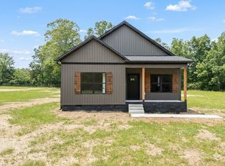 223 Patriot Ln, Estill Springs, TN 37330