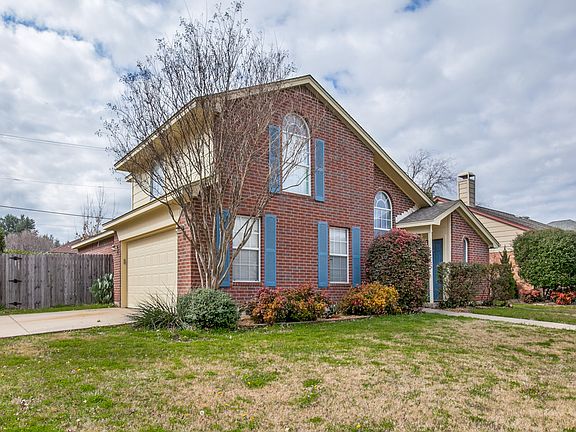 2nd image of 1301 High Crest Dr