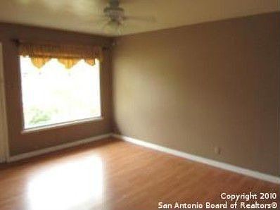 2nd image of 807 North Blvd