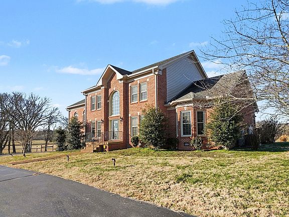 5th image of 2132 Neelys Bend Rd