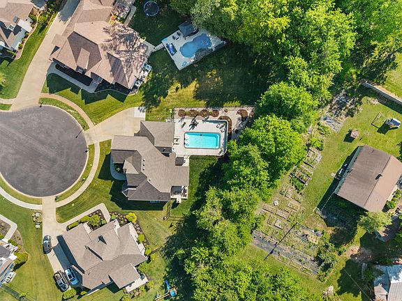 2nd image of 251 Harrowgate Dr