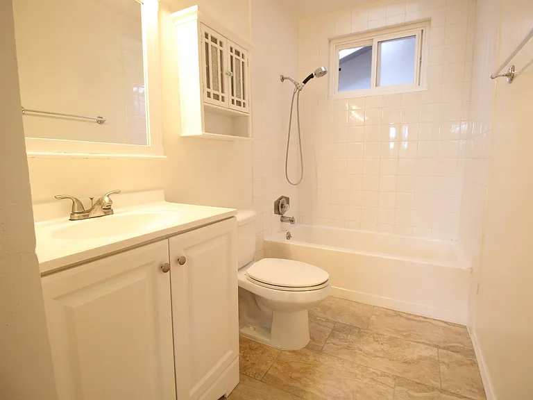 5574 Camber Dr — Photo 12