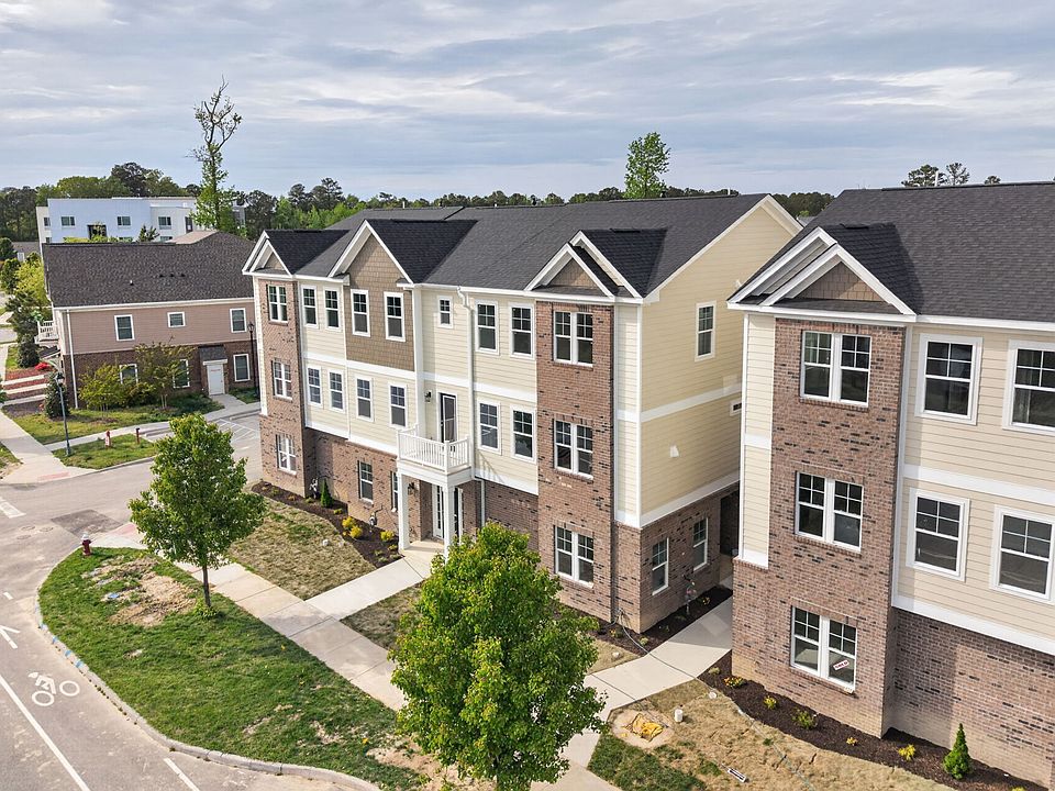 1st image of 613 Commonwealth Dr