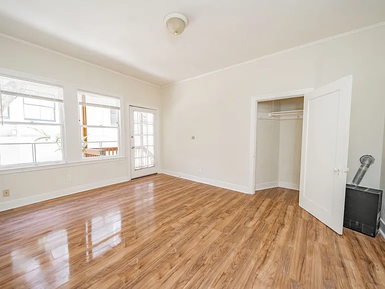 2247 Derby Street — Photo 3