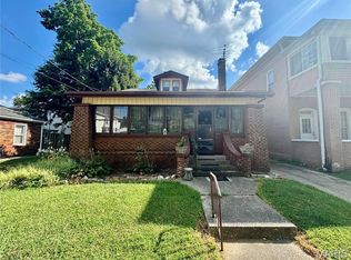 439 E 8th St, Alton, IL 62002