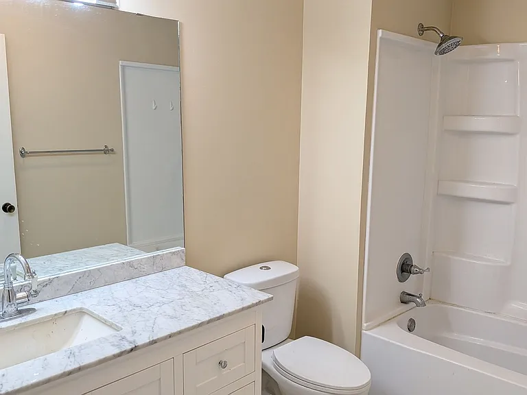1904 Sapphire Point — Photo 9