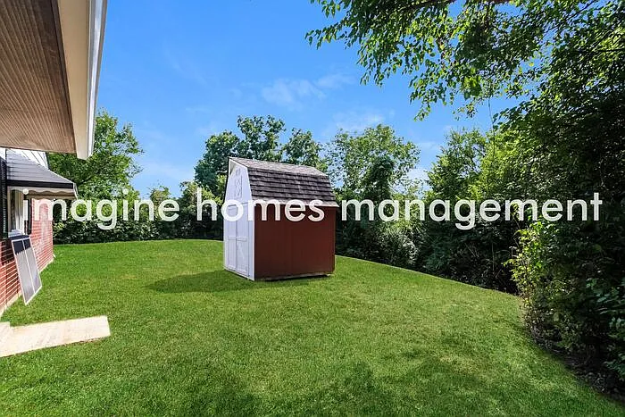 11147 Hawk St — Photo 14