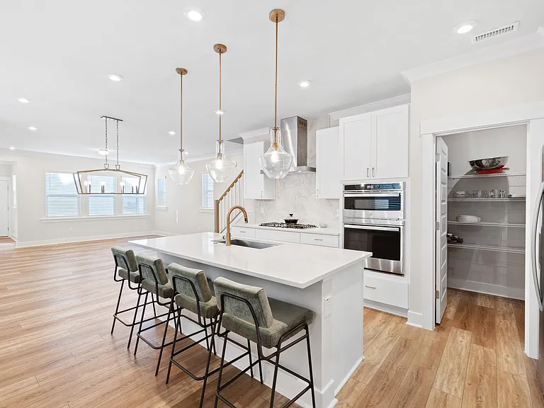 451 Wendover Pkwy — Photo 19