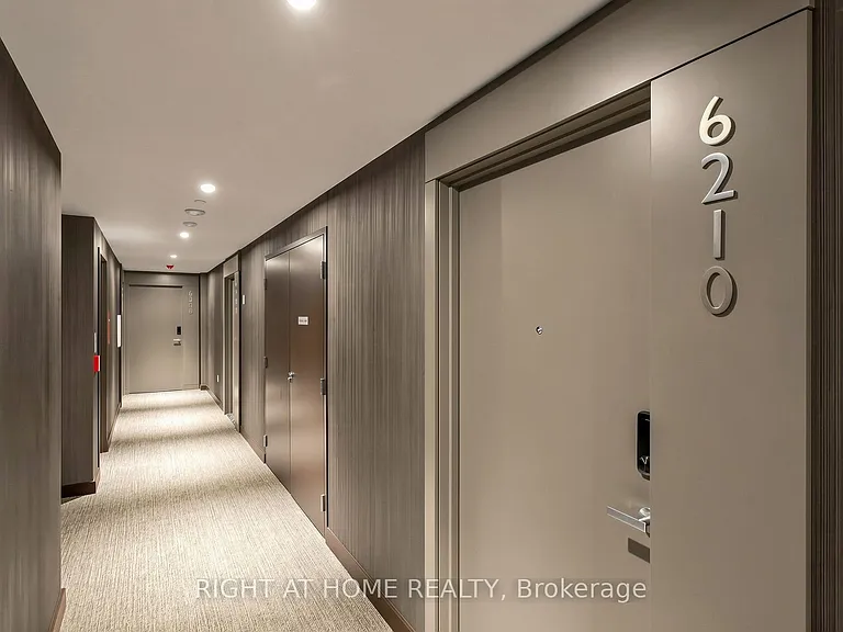 448 Burnhamthorpe Rd W #6210 — Photo 34