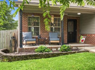 404 E Ridge Dr, Nicholasville, KY 40356