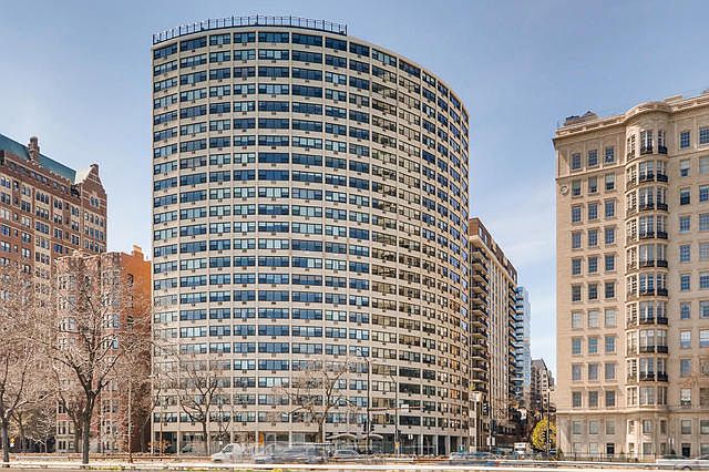 1st image of 1150 N Lake Shore Dr APT 3A