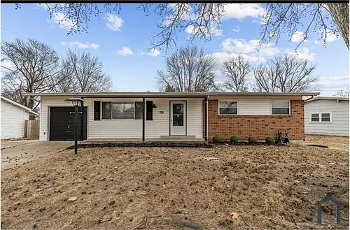 775 Sherwood Dr Photo 1