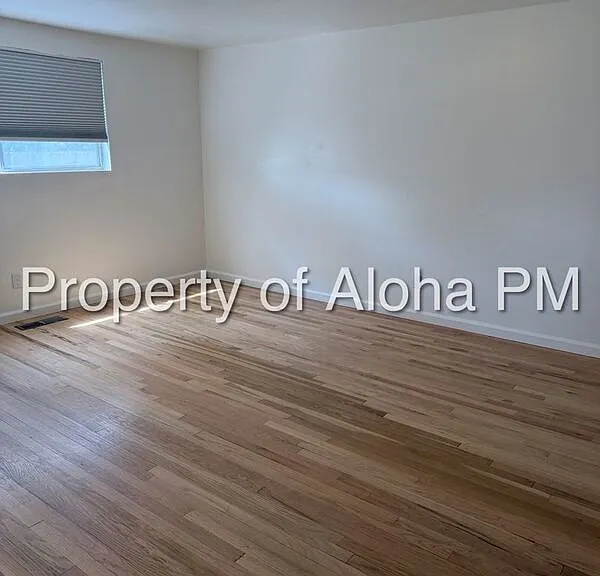 7303 W Hummel Dr — Photo 11