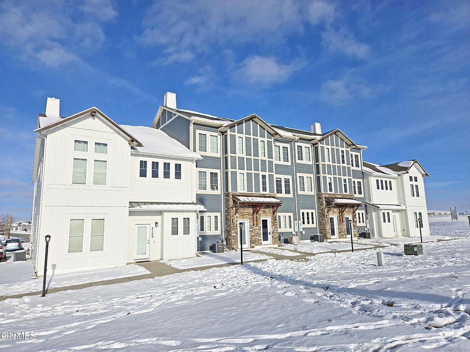 1st image of 3165 Sullivan Loop