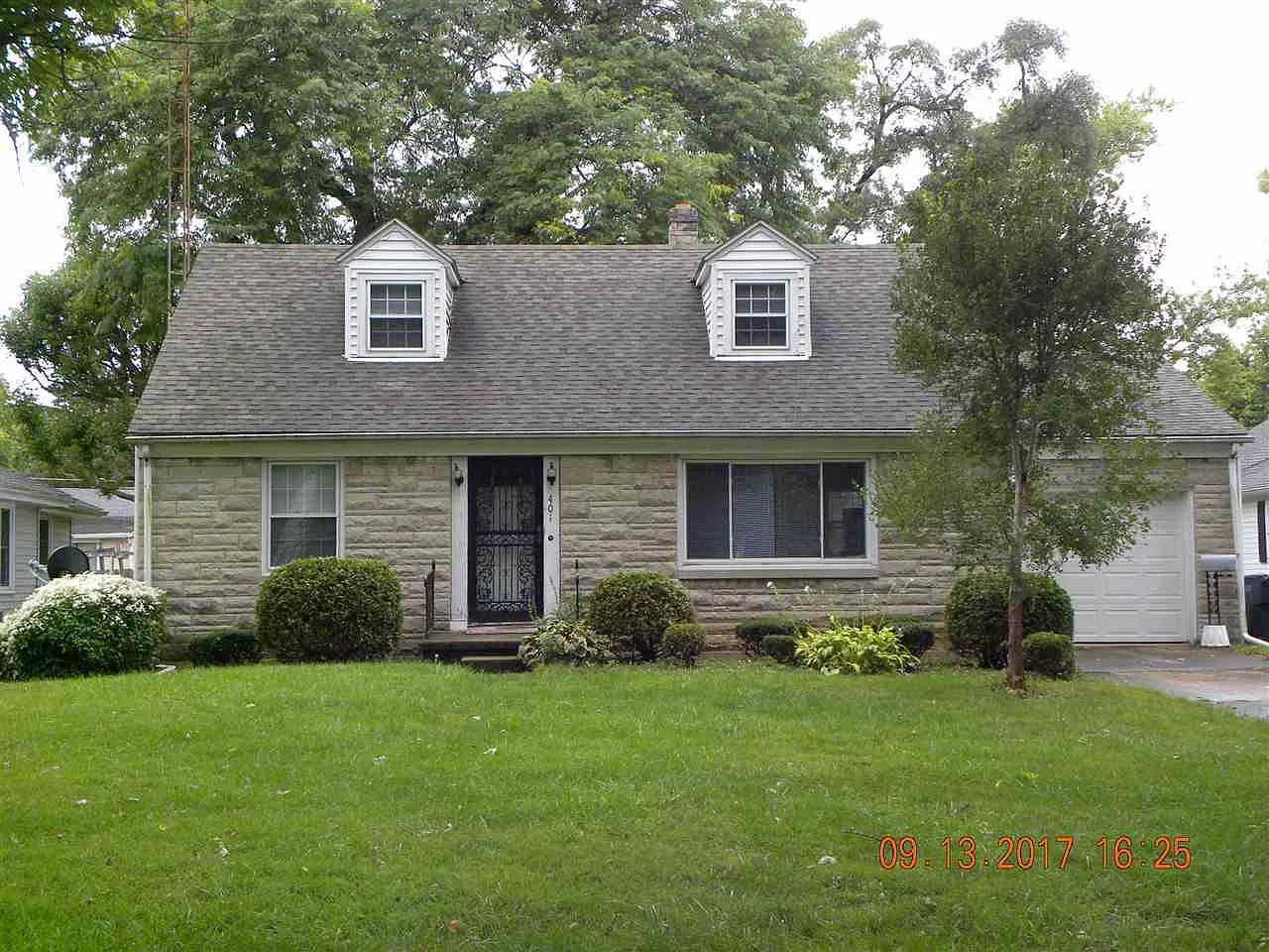 401 S Bittersweet Ln photo 1