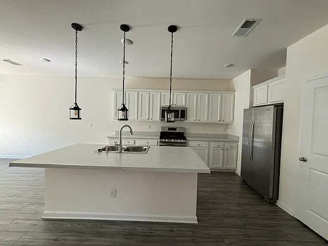 2645 Aubrey St #1 — Photo 17
