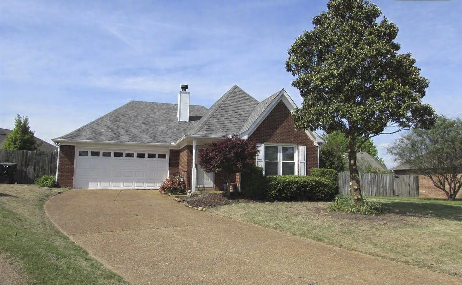 3 bed, 2.0 bath, 1591 sqft, $2,250 — Photo 1