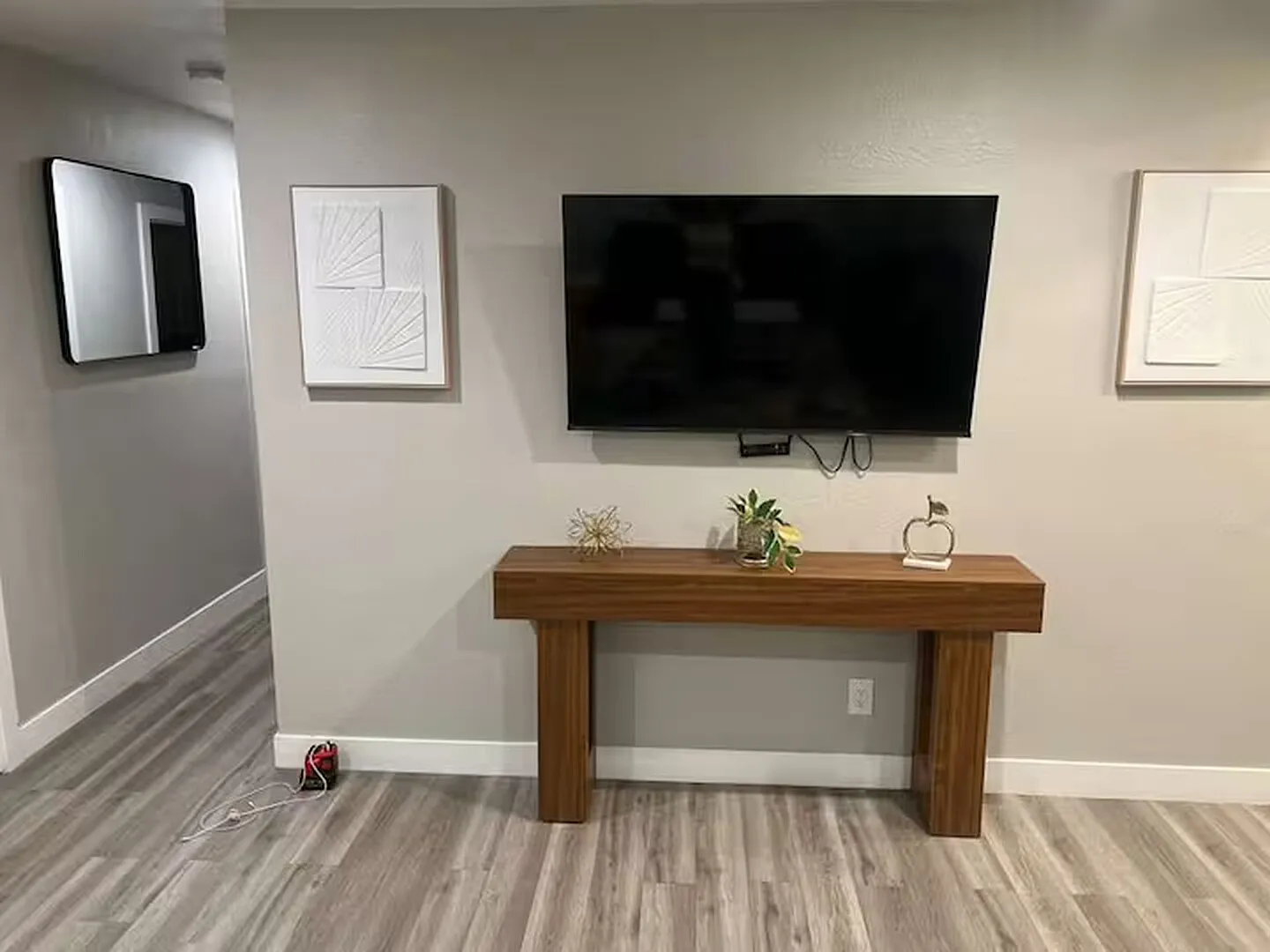 A15 354 Rexview Drive — Photo 3