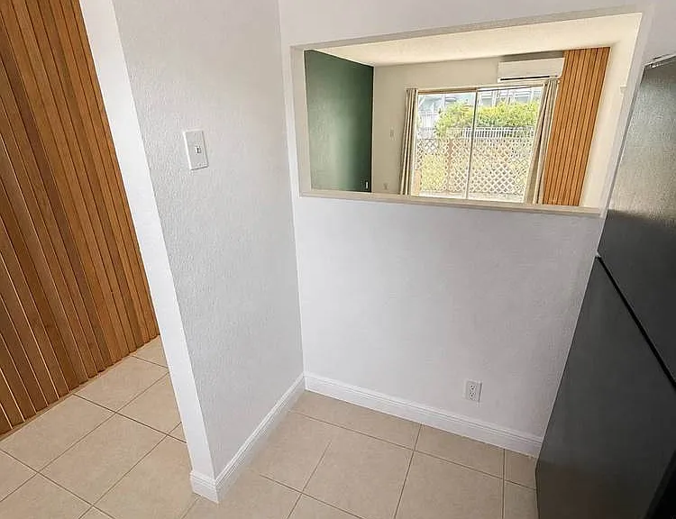 4251 NW 5th St #125 — Photo 7