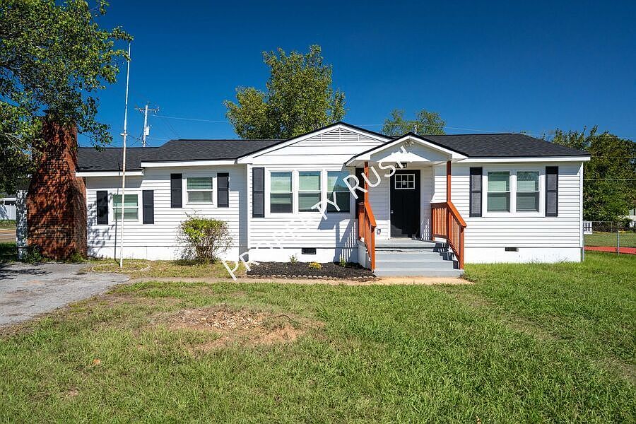 1st image of 4601 Leslie Ln