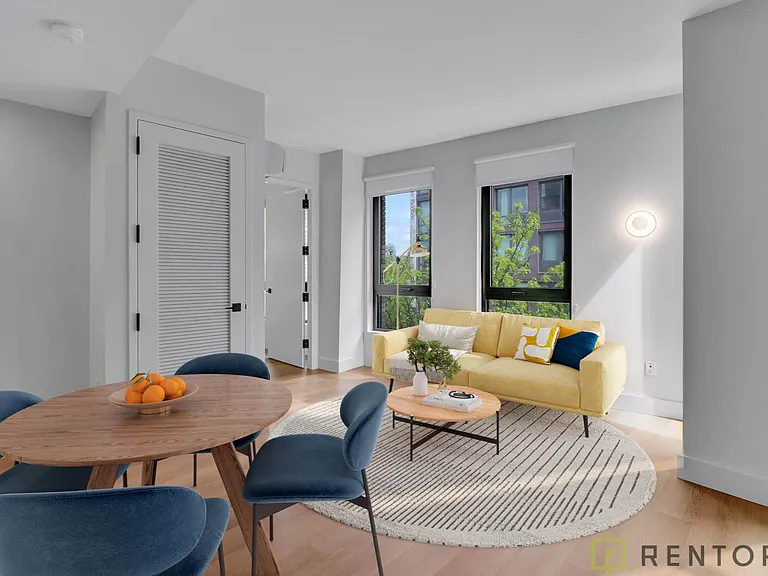 130 Hope St #429A — Photo 2