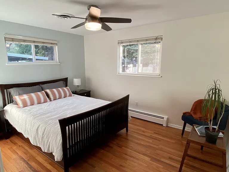 Main level queen sized bedroom