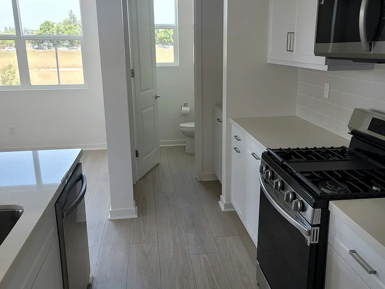 4061 E Luna Paseo #A — Photo 8