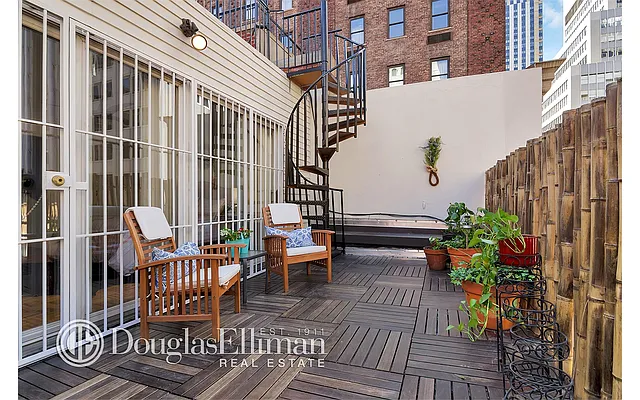 Sold by Douglas Elliman | media 20