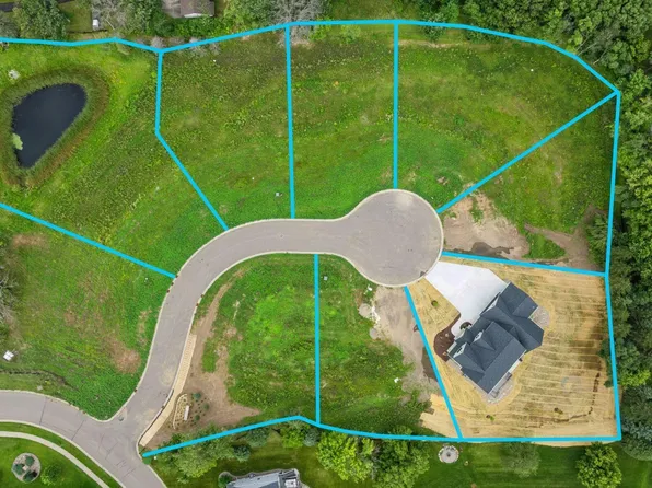 18743 Jarosite Ct, Lakeville, MN 55044