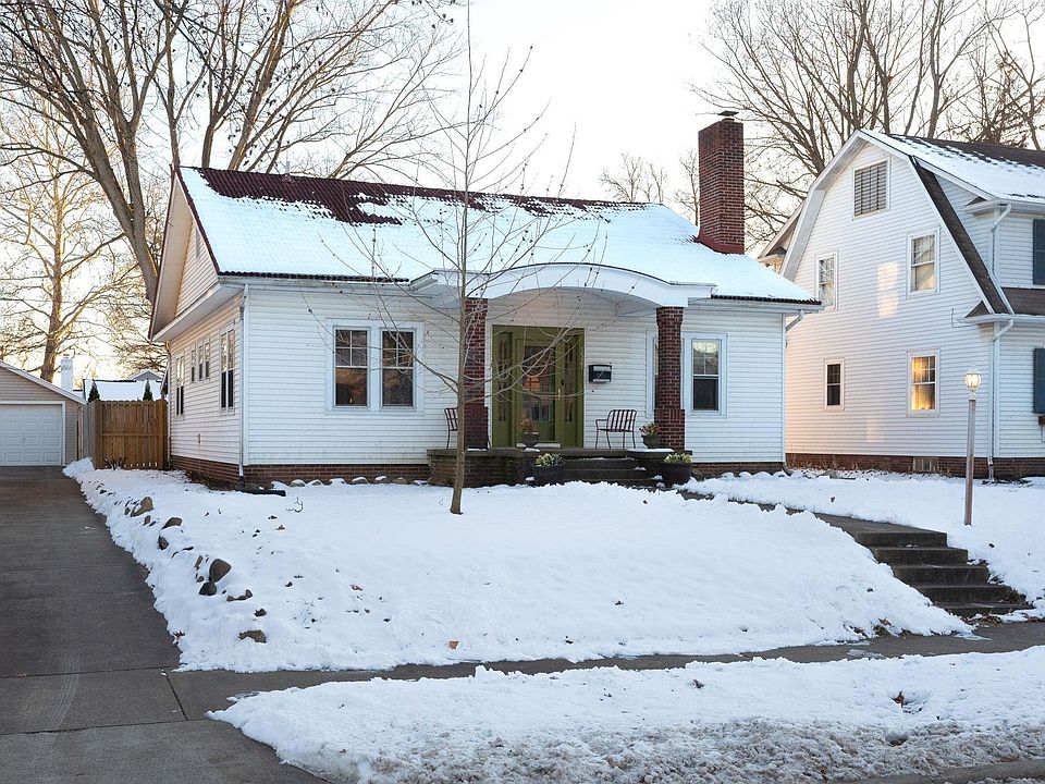 1st image of 1521 Central St