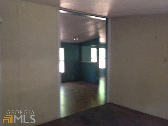 2nd image of 179 Holly Creek Dr