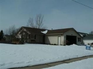 7069 20th Ave, Jenison, MI 49428