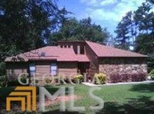 7933 Bamby Ln, Jonesboro, GA 30236