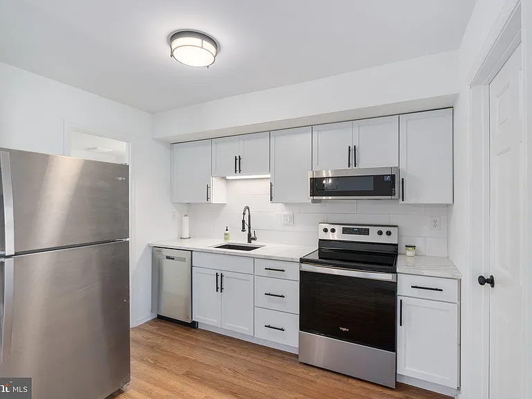 3279 Durham Pl — Photo 10
