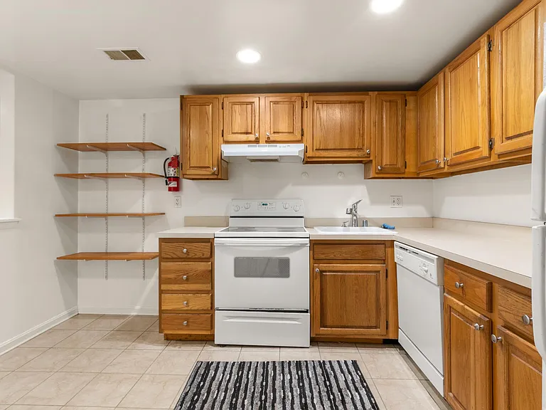 1730 U St NW #1 — Photo 6