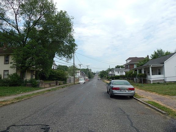 4th image of 912 Dale Ave SE