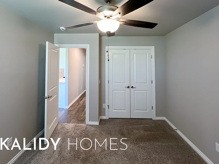 3324 Lola Ct — Photo 18