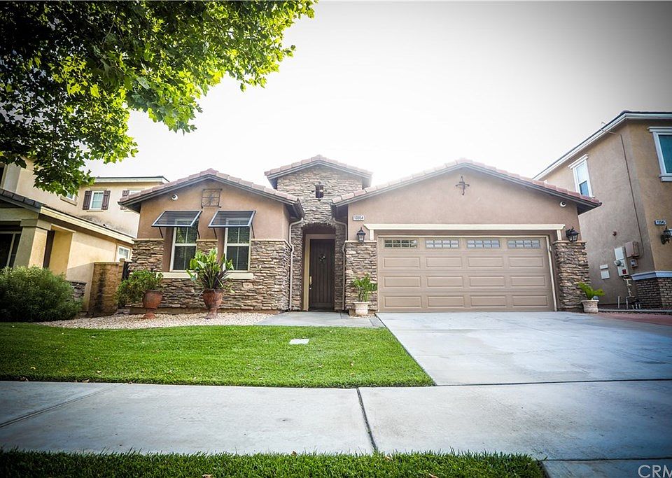 1st image of 10954 Persimmon Ln