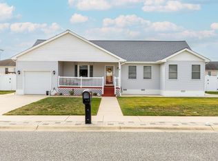 9 Victory Dr, Rio Grande, NJ 08242