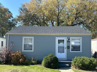 2053 Pilgrim St, Ferndale, MI 48220